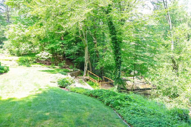 6697 Warren Woods Road, Three Oaks, MI 49128