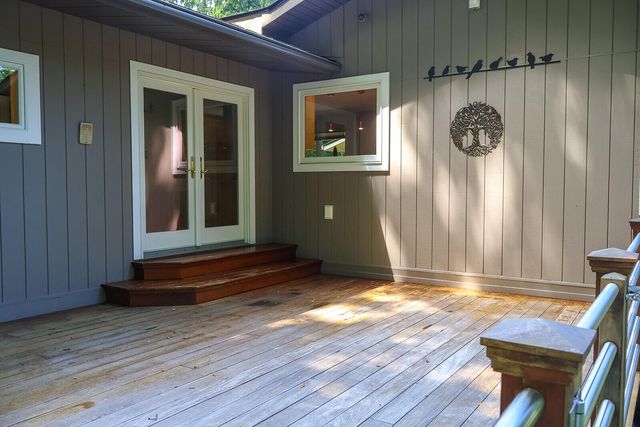 6697 Warren Woods Road, Three Oaks, MI 49128