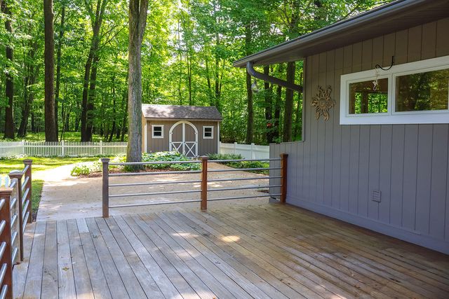 6697 Warren Woods Road, Three Oaks, MI 49128