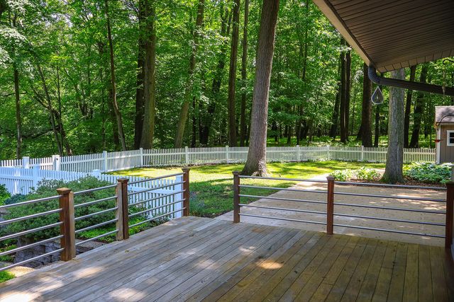6697 Warren Woods Road, Three Oaks, MI 49128