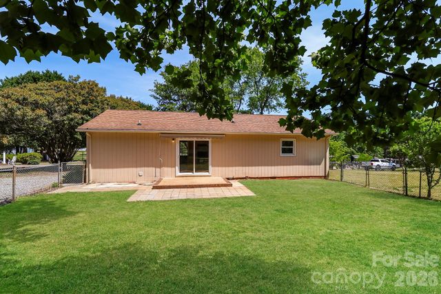 1848 Twain Street, Newton, NC 28658