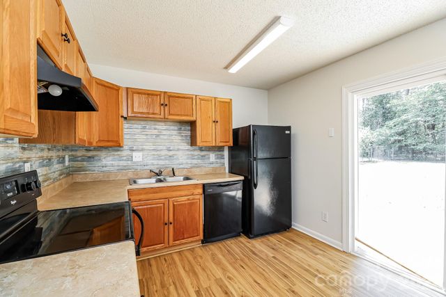 1848 Twain Street, Newton, NC 28658