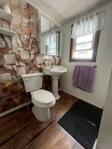 931 E 8TH Street, Erie, PA 16503