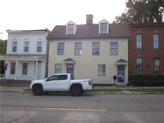 604 N 6th Street, St Joseph, MO 64501