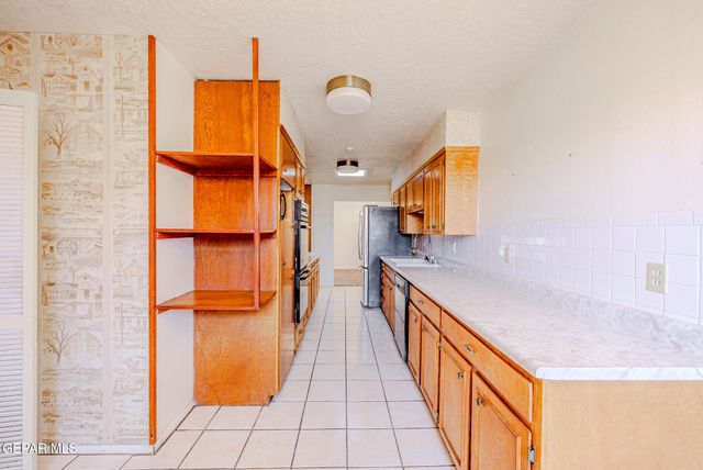 229 FREMONT Lane, El Paso, TX 79912