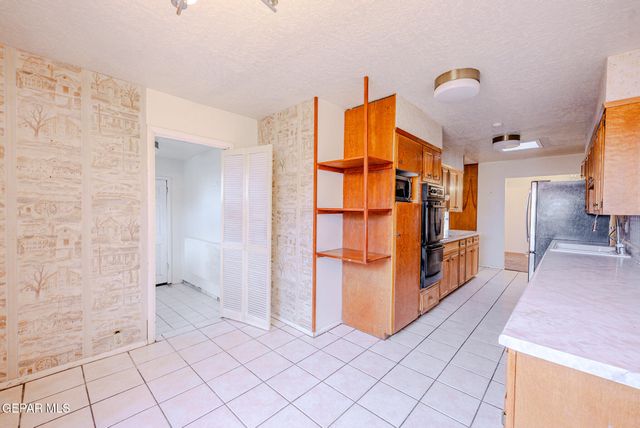 229 FREMONT Lane, El Paso, TX 79912