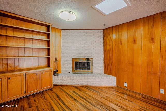 229 FREMONT Lane, El Paso, TX 79912