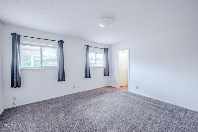 229 FREMONT Lane, El Paso, TX 79912