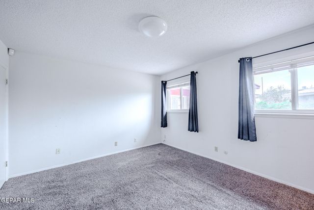 229 FREMONT Lane, El Paso, TX 79912