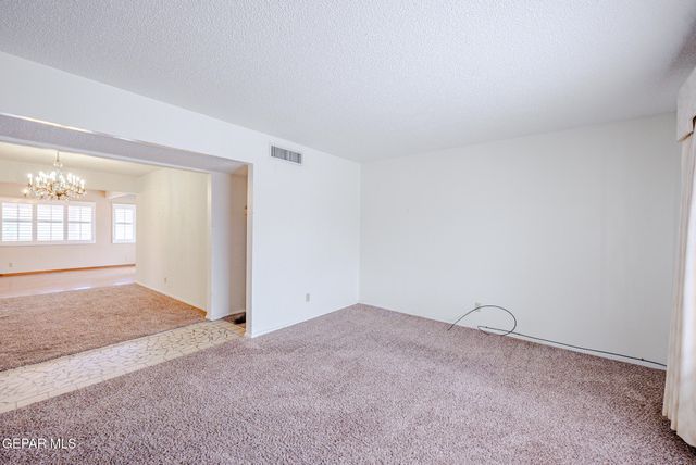 229 FREMONT Lane, El Paso, TX 79912