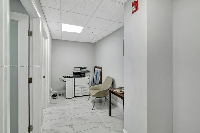 12550 Biscayne Blvd 702, North Miami, FL 33181