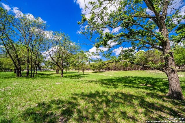 3420 Junction Hwy, Ingram, TX 78025