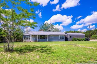 3420 Junction Hwy, Ingram, TX 78025