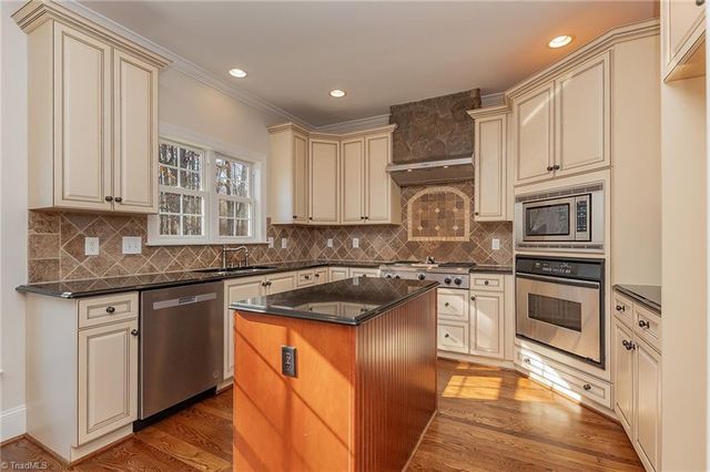 3602 Brooks Hill Court, Browns Summit, NC 27214