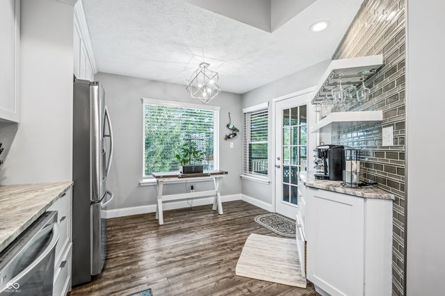 353 Carriage Lane, Franklin, IN 46131