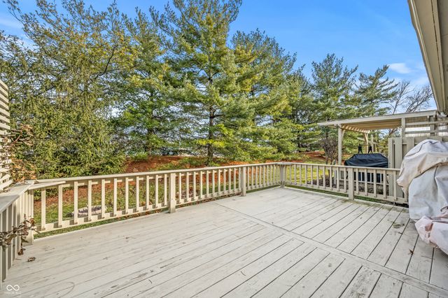 353 Carriage Lane, Franklin, IN 46131