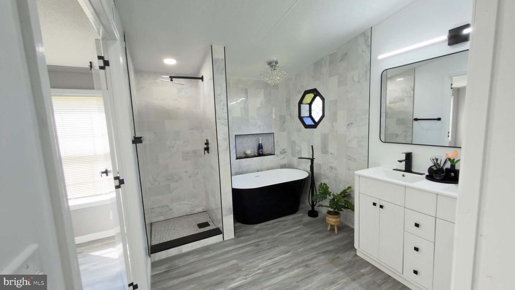 Image 7 of property listing at 25 WALNUT ST, Havre De Grace, MD 21078