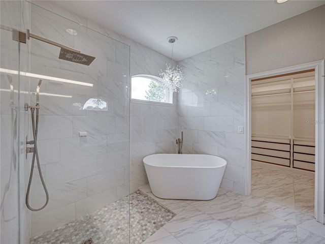 1918 BERRY ROAD, Plant City, FL 33567