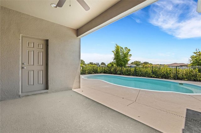 1918 BERRY ROAD, Plant City, FL 33567