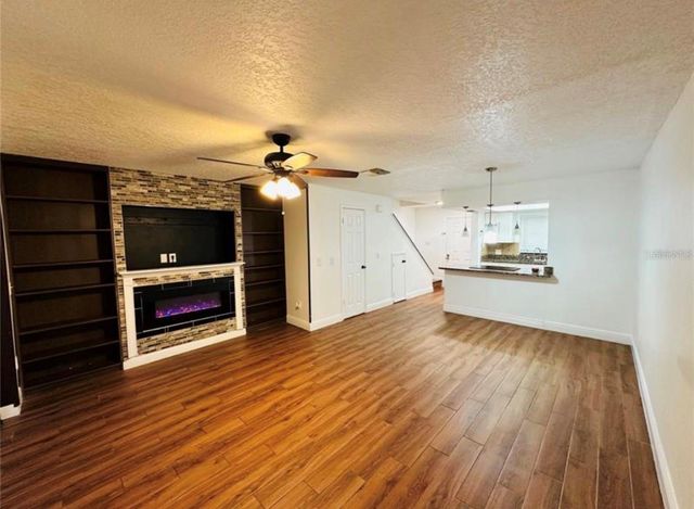 4010 PINE LIMB COURT, Tampa, FL 33614