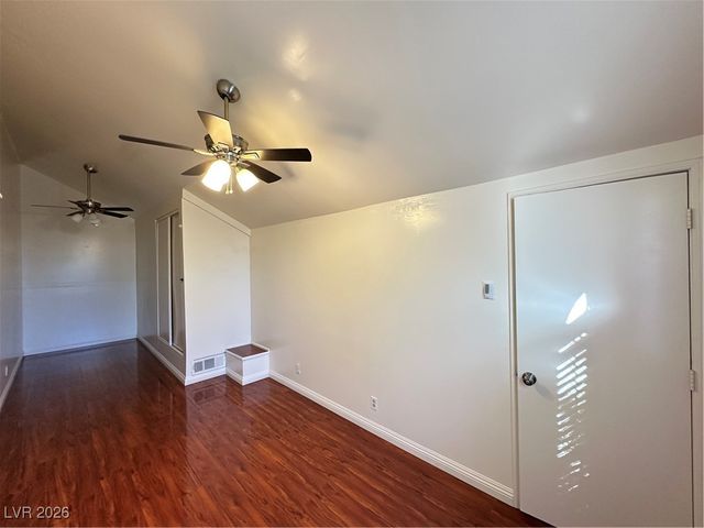 3923 Gogo Way 105, Las Vegas, NV 89103