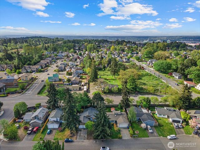 1813 SW 355th Place, Federal Way, WA 98023