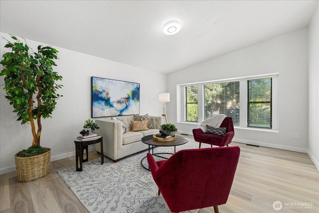1813 SW 355th Place, Federal Way, WA 98023