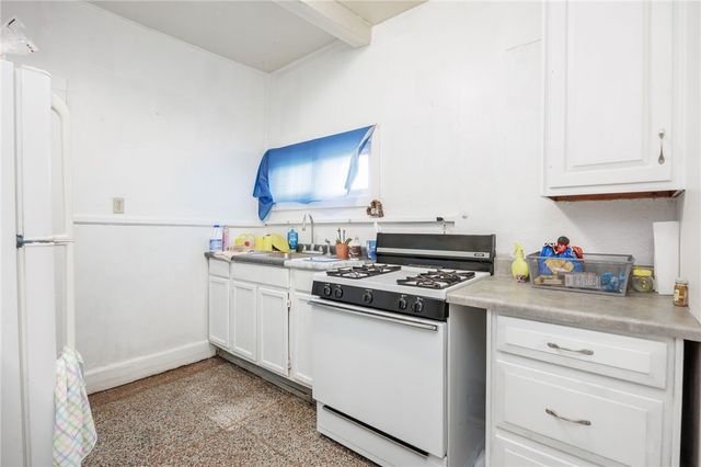 31 Genesee Street, Geneva City, NY 14456