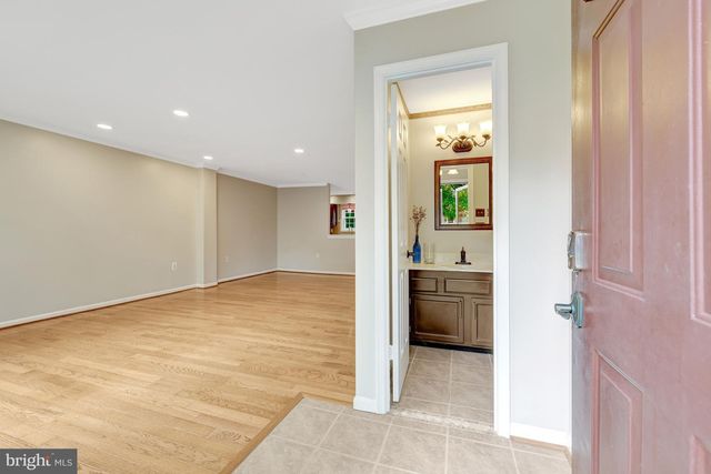 11992 SENTINEL POINT CT, Reston, VA 20191