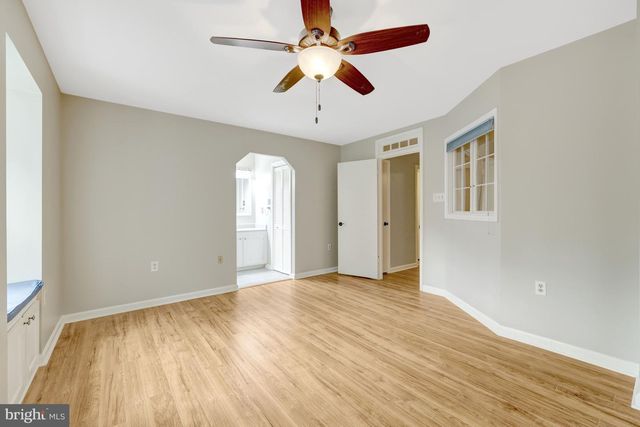 11992 SENTINEL POINT CT, Reston, VA 20191