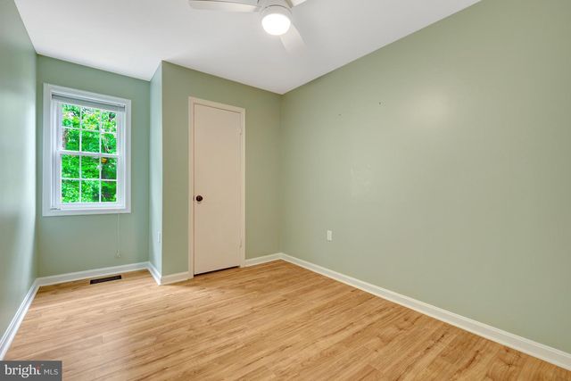 11992 SENTINEL POINT CT, Reston, VA 20191