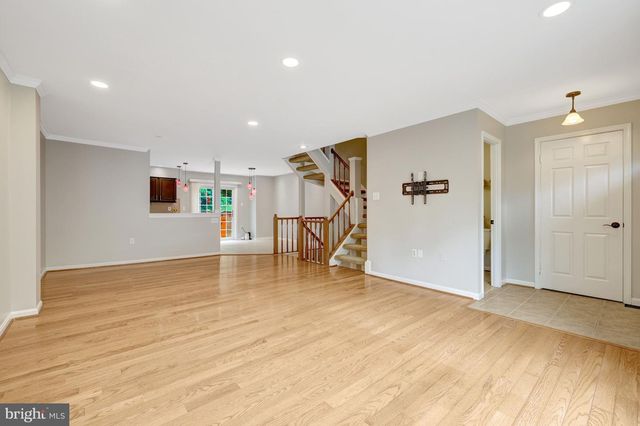 11992 SENTINEL POINT CT, Reston, VA 20191