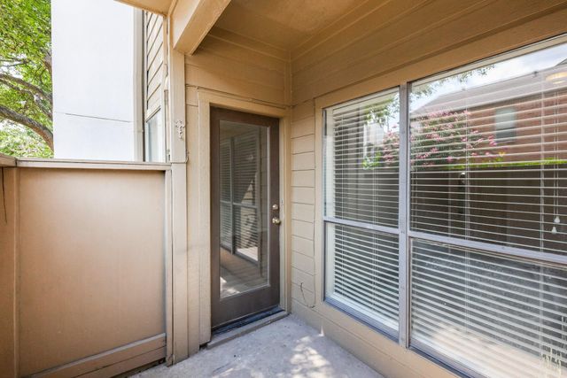 10051 Westpark Drive 207, Houston, TX 77042