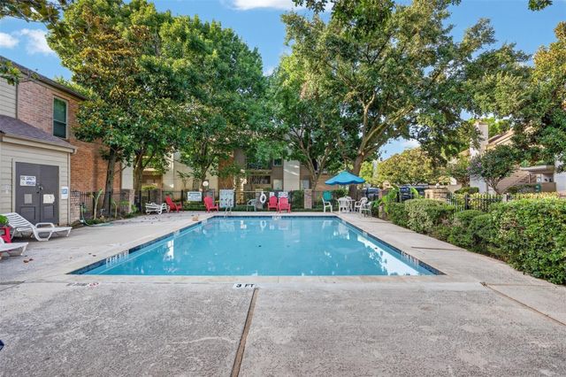 10051 Westpark Drive 207, Houston, TX 77042