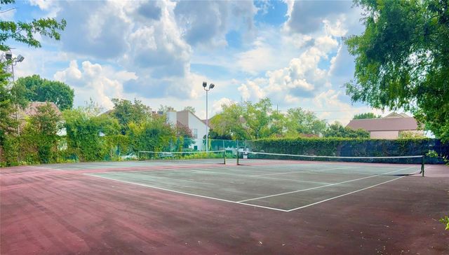 10051 Westpark Drive 207, Houston, TX 77042