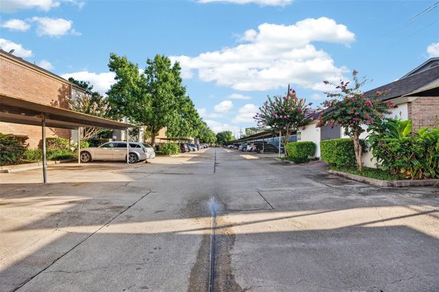 10051 Westpark Drive 207, Houston, TX 77042