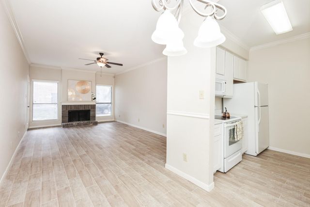 10051 Westpark Drive 207, Houston, TX 77042