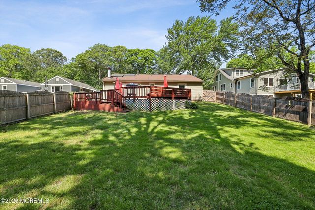 87 New Monmouth Road, Middletown, NJ 07748