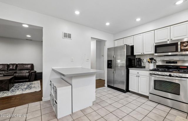 87 New Monmouth Road, Middletown, NJ 07748