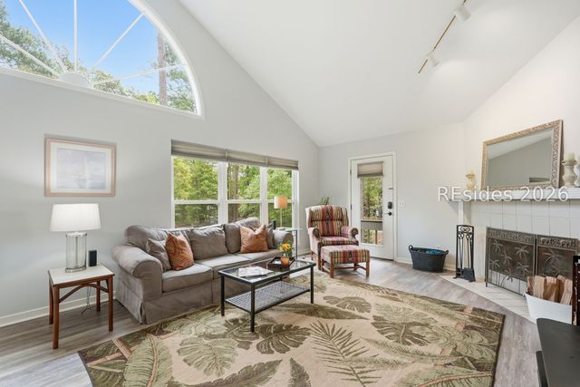 15 Song Sparrow Ln, Hilton Head Island, SC 29928