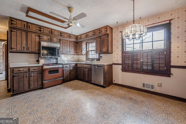 2788 Dellinger Drive, Marietta, GA 30062