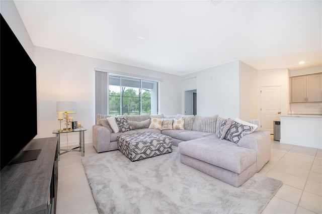 4318 EASTMINSTER ROAD, Davenport, FL 33837