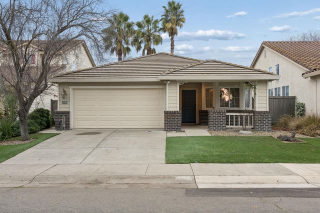 4950 Alterra Way, Sacramento, CA 95835