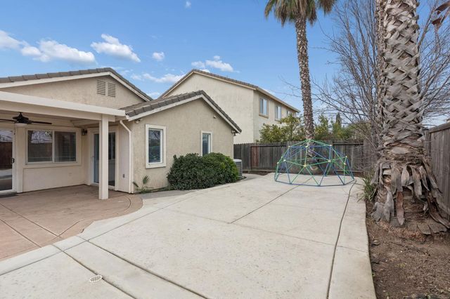 4950 Alterra Way, Sacramento, CA 95835