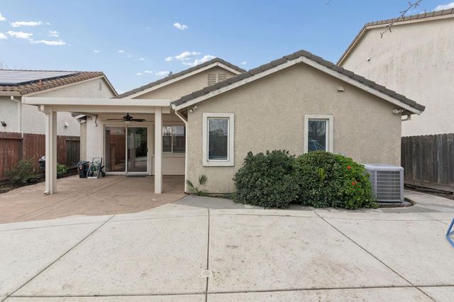 4950 Alterra Way, Sacramento, CA 95835