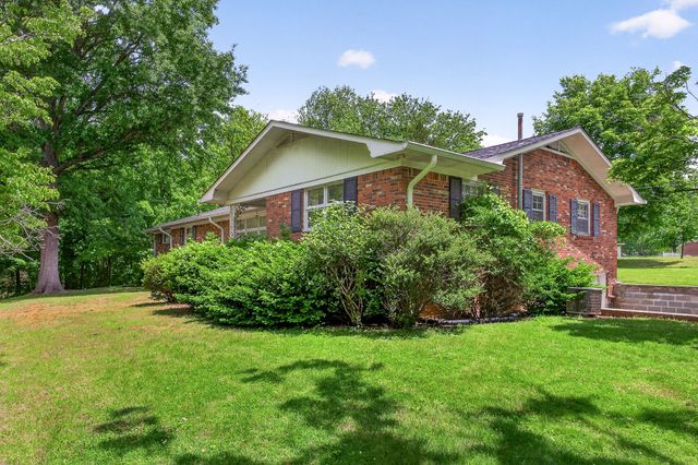 640 Cill St, Smithville, TN 37166