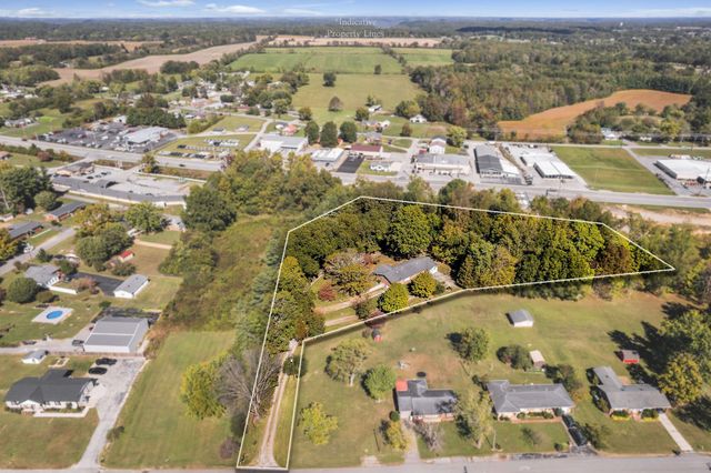 640 Cill St, Smithville, TN 37166