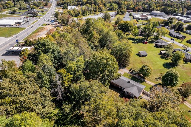 640 Cill St, Smithville, TN 37166