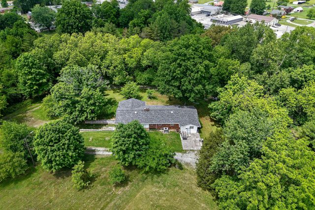 640 Cill St, Smithville, TN 37166