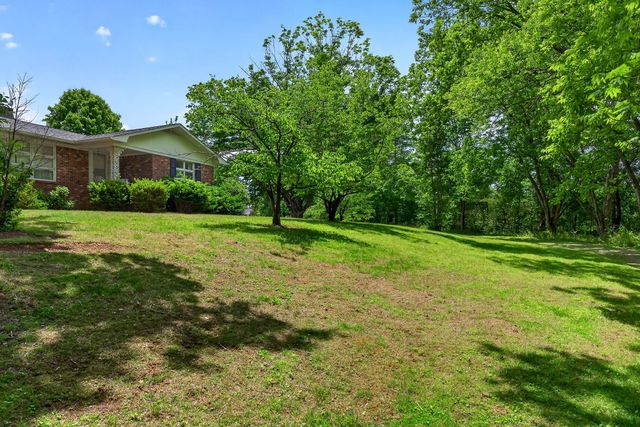 640 Cill St, Smithville, TN 37166